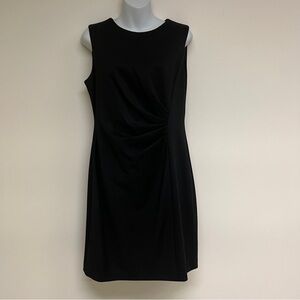 Tahari Women's Black Sleeveless Crew Neck Ruched Side Sheath Dress Size 10